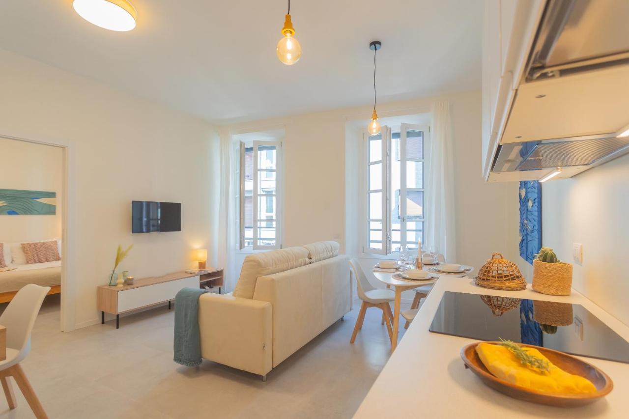 Enchanted Como Lake - City Apartment 2 By Rent All Комо Екстериор снимка