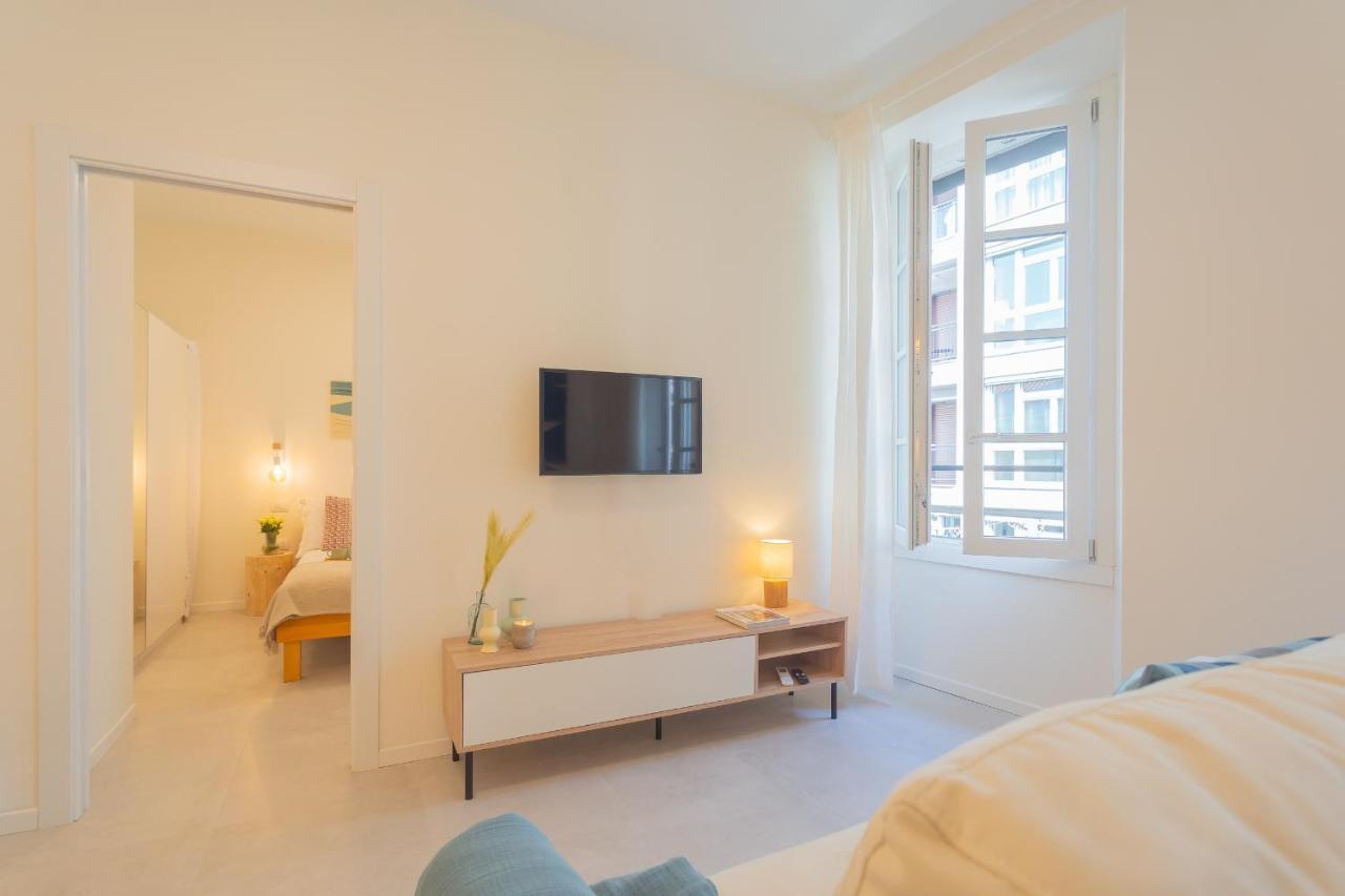 Enchanted Como Lake - City Apartment 2 By Rent All Комо Екстериор снимка
