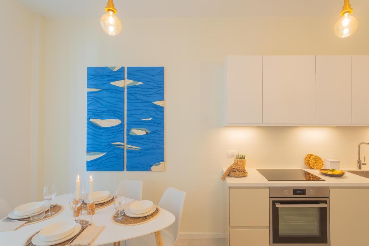 Enchanted Como Lake - City Apartment 2 By Rent All Комо Екстериор снимка