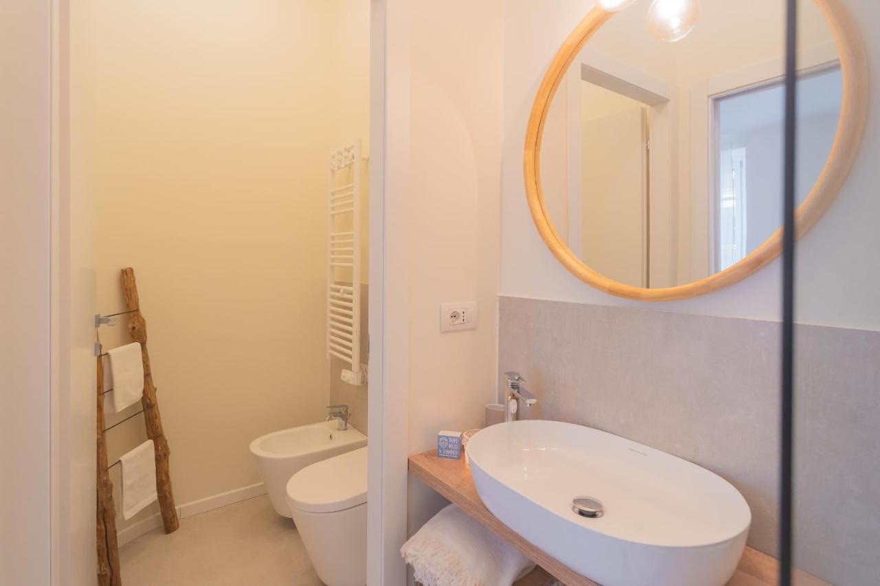 Enchanted Como Lake - City Apartment 2 By Rent All Комо Екстериор снимка